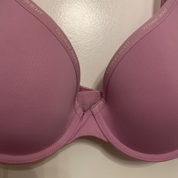 VS lavender bra B cup, B32 - Picture 2 of 4